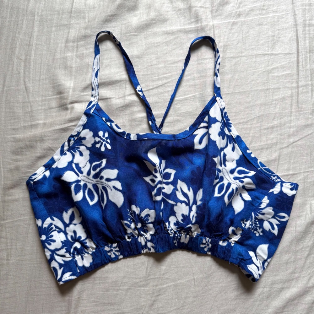 NWT SUNSATIONAL blue white tropical Hawaiian florla criss cross cropped tank top